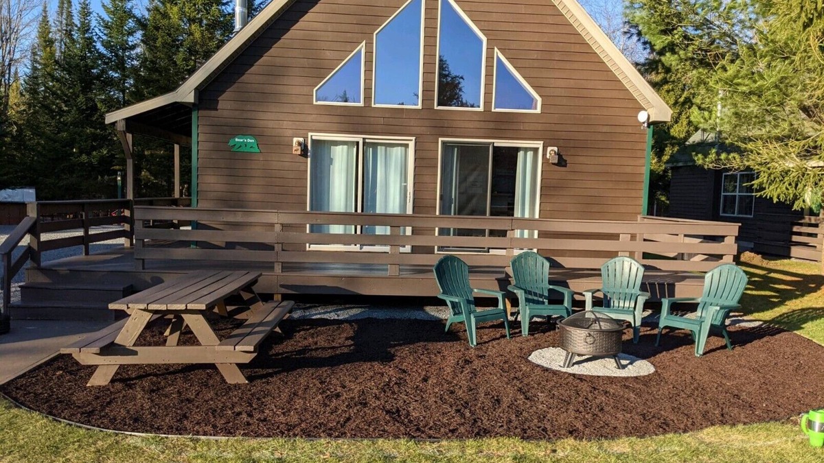 Inlet Cabin | Gorgeous view of the lake from own private deck