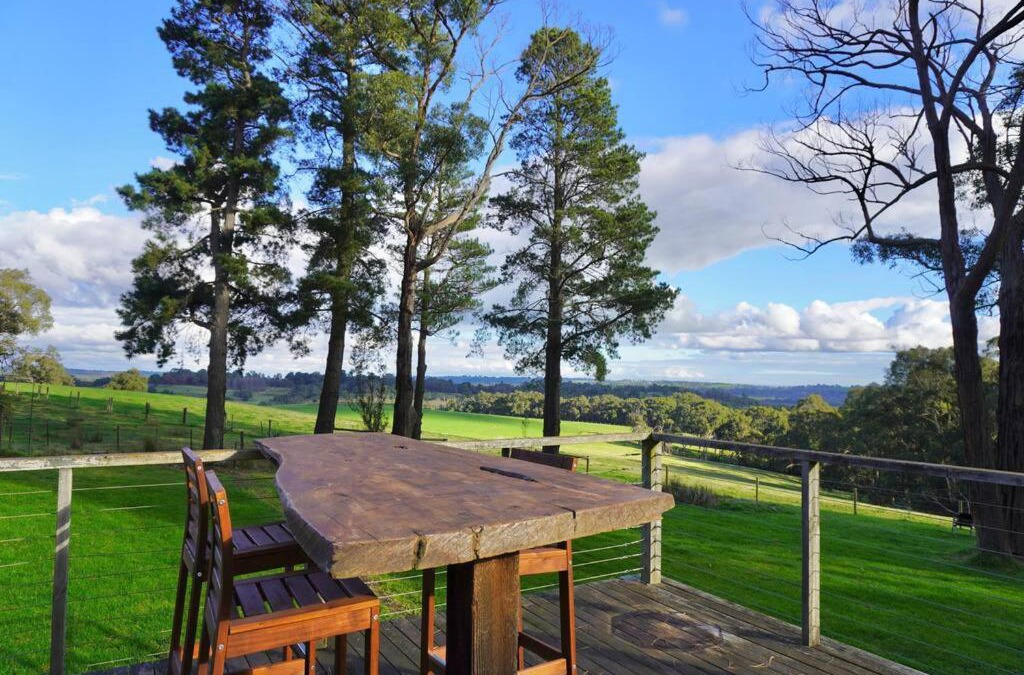 Menzies Creek Villa | Gorgeous villa 10 acre of land