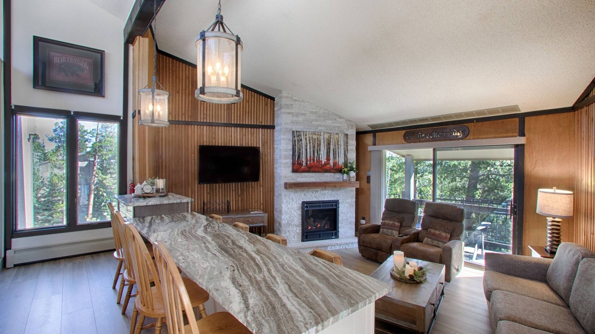 Peak 8 Condo | Gorgeously remodeled Condo with great location!