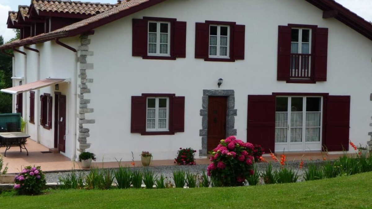 Arbonne House | Gorpulania - Arbonne
