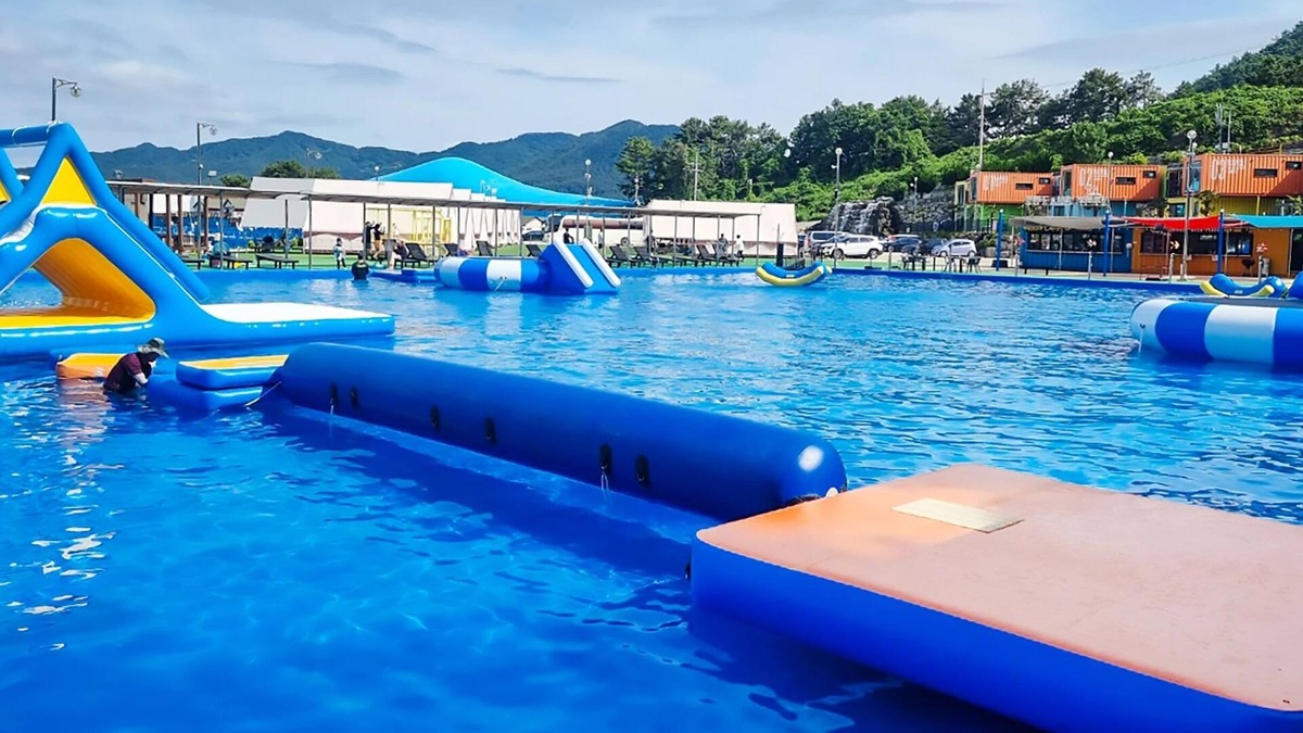 Nonarae House | Goseong Bluebeach Pension&glamping
