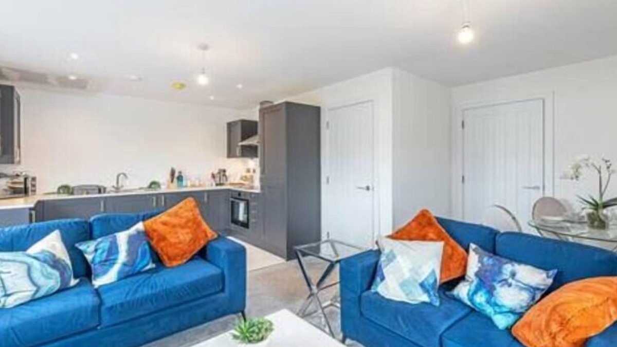 Heswall Apartment | Gospel Heights First Floor Two Bed