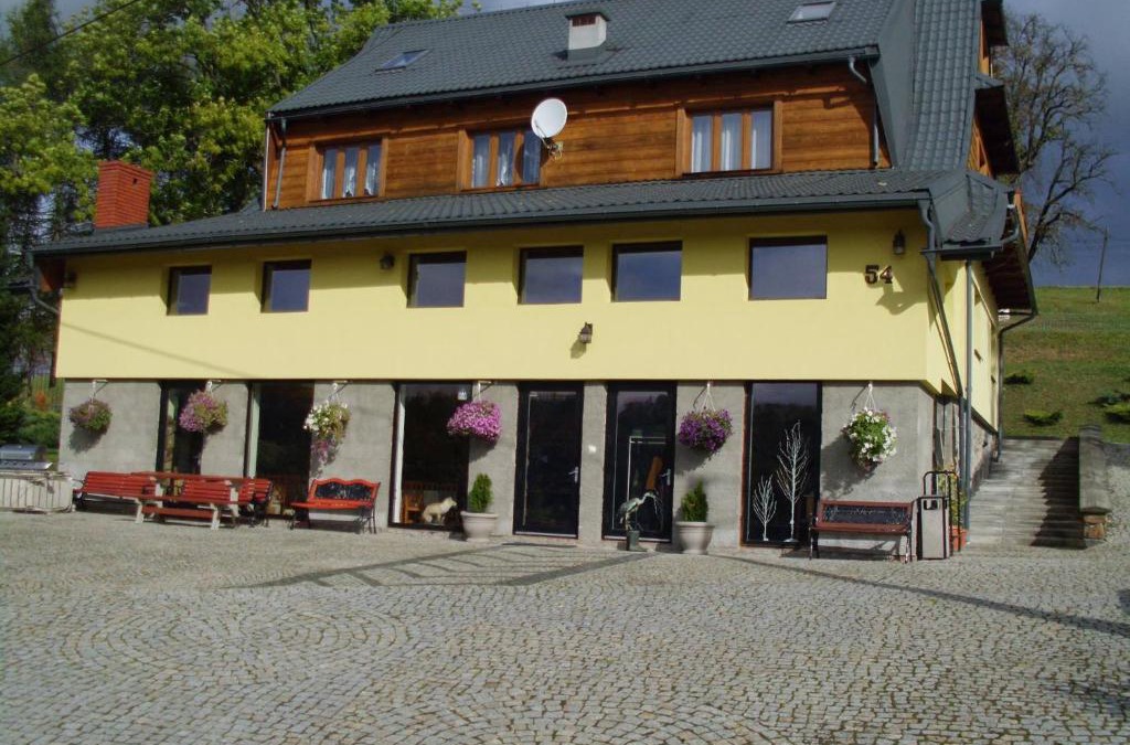 Czarna House | Gospodarstwo Agroturystyczne Wincentówka