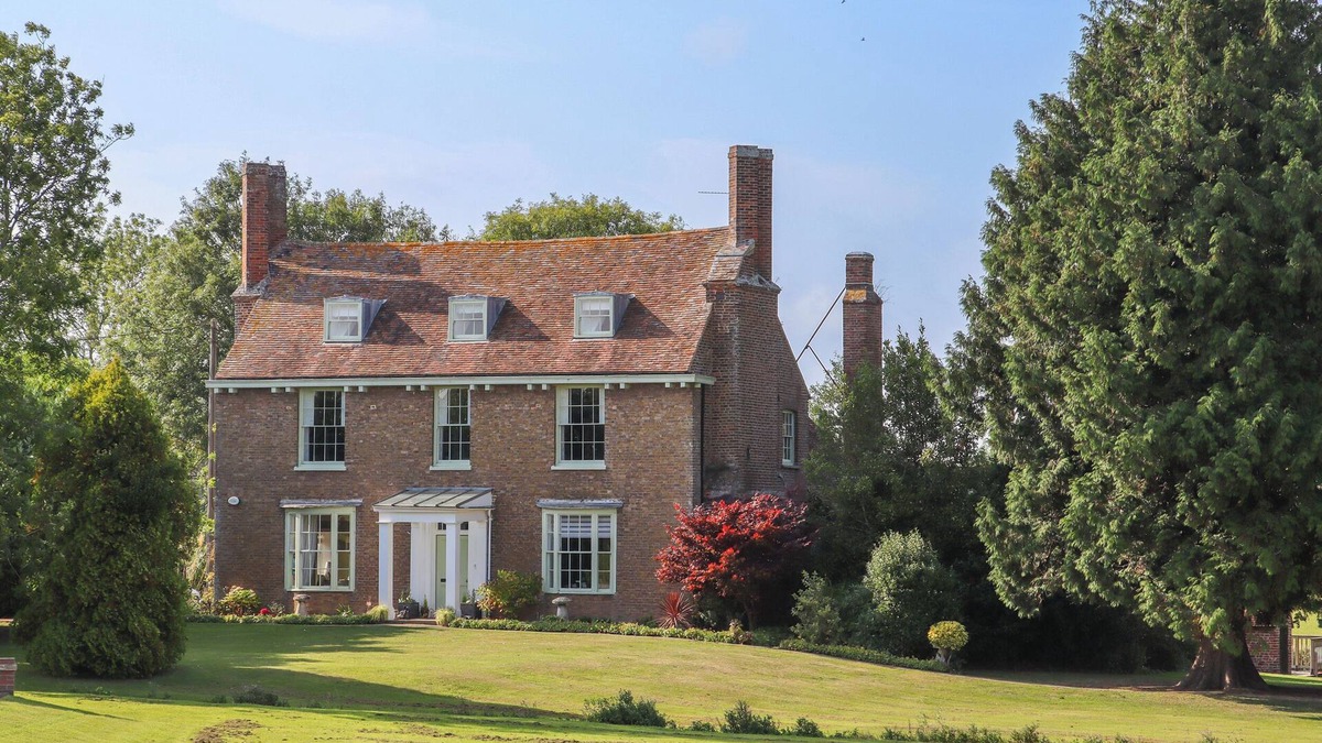 Westmarsh Cottage | GOSS HALL, pet friendly, character holiday cottage in Sandwich