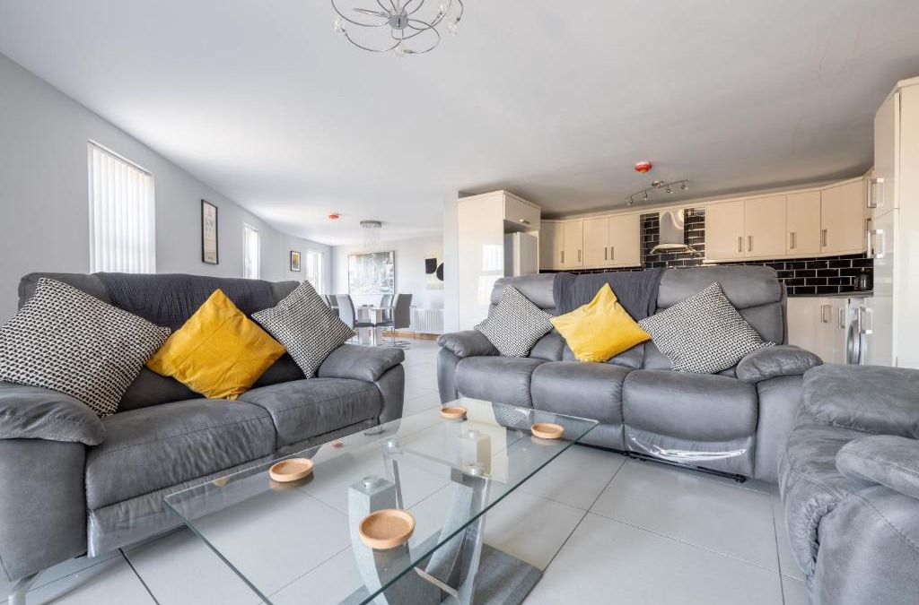 Ballygowan House | Gourleys Hideout