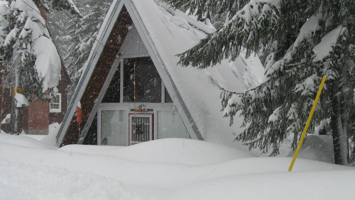 Government Camp Cabin | Govy A Frame w/Hot Tub.