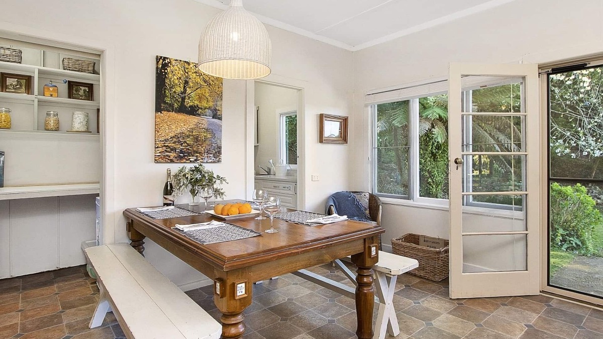 Mount Wilson House | GOWAN ROSS COTTAGE - a secluded, serene escape. SPECIALS ON NOW !