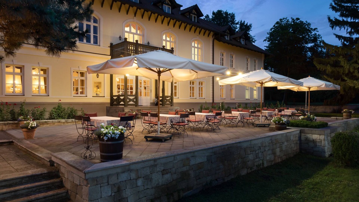 Tarcal Hotel | Gróf Degenfeld Castle Hotel * Superior