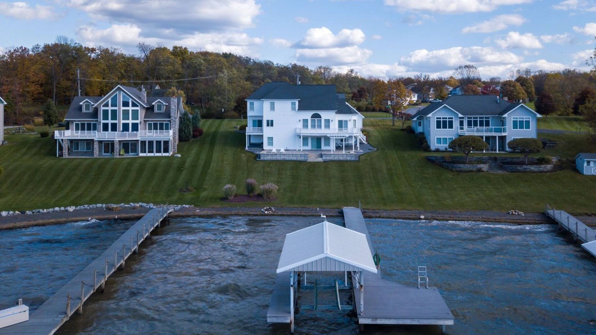 Romulus Cottage | Gracie's Place: Panoramic Sunset Views on Seneca Lake!