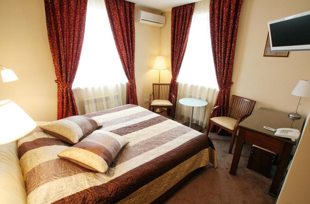 Ilyinskoye Hotel | Graf Hotel