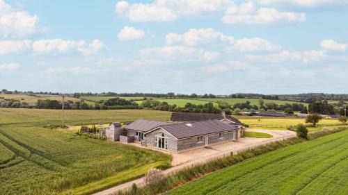 Grafton Regis House | Grafton Fields near Silverstone
