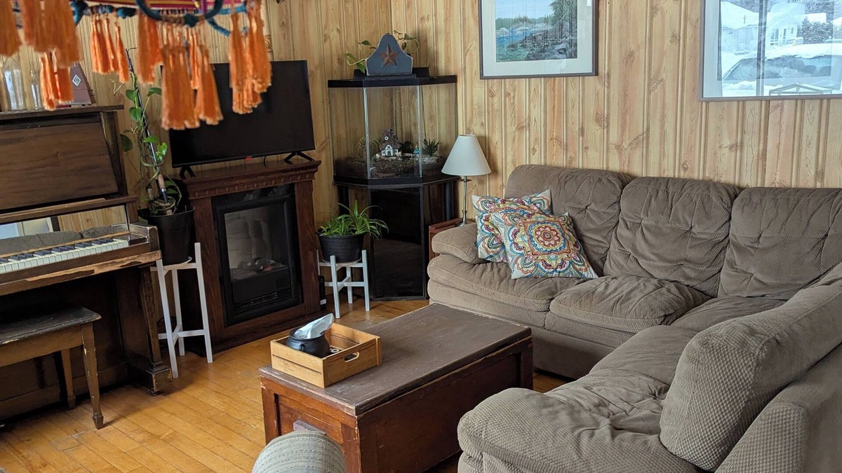 Algoma District House | Grammys place