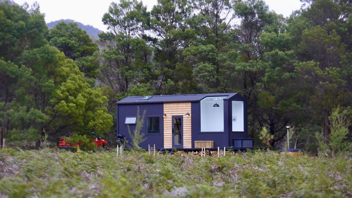 Halls Gap Cabin | Grampians off grid experience with a view (Cabin1)