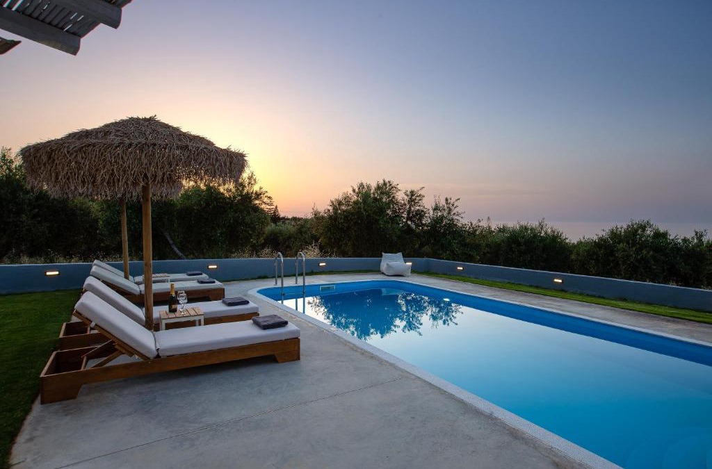 Adelianos Kampos Villa | Gramvella Resort