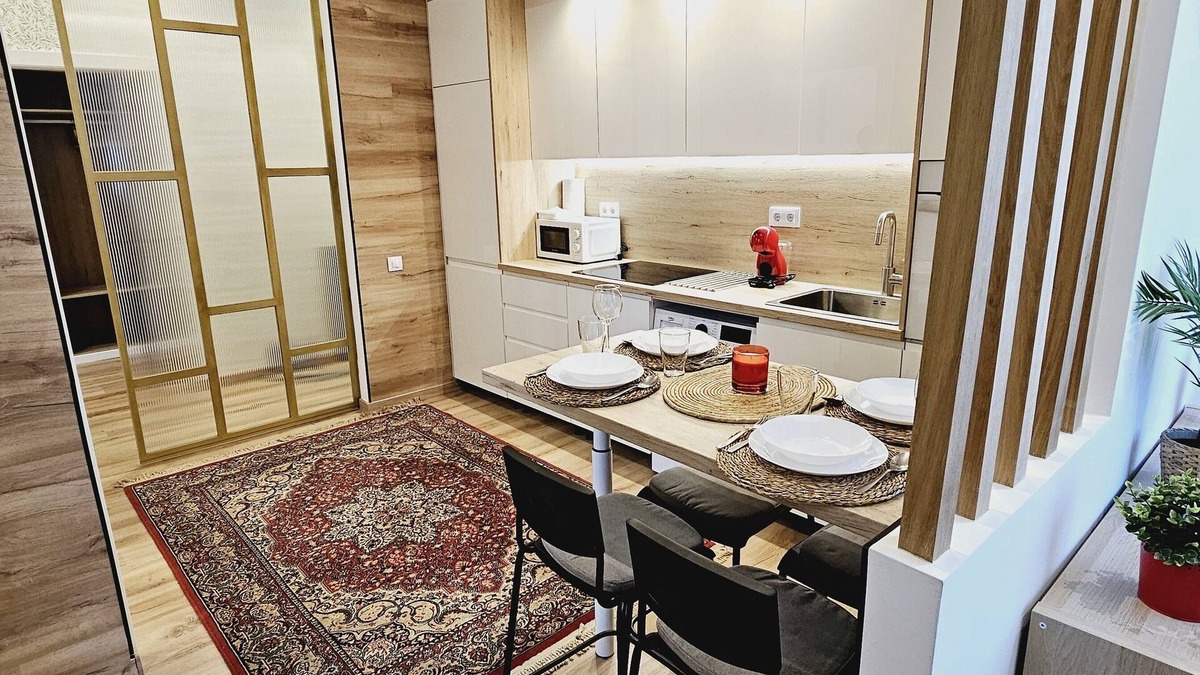 Badalona Apartment | Gran Apartamento Ideal Grupos muy Cerca Ciudad de Barcelona