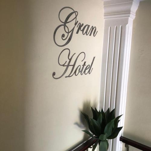 Degollado Hotel | Gran Hotel Portón de Consuelo