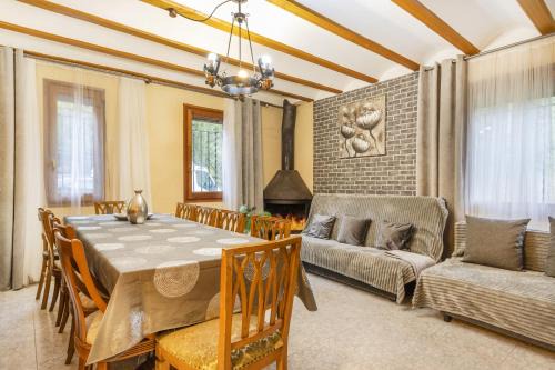 Oden Villa | Gran Parents