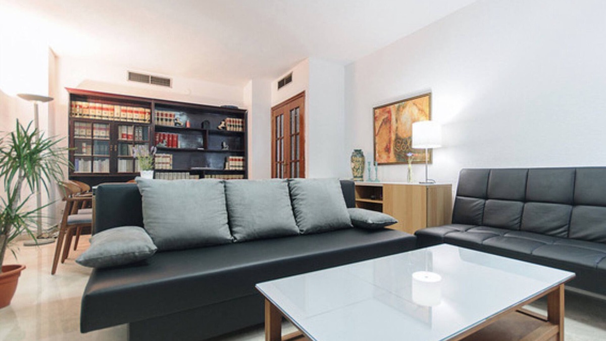 Granada City Center Apartment | GRANADA CENTER COMFORTABLE + PARKING + 2 BA + 3 BR
