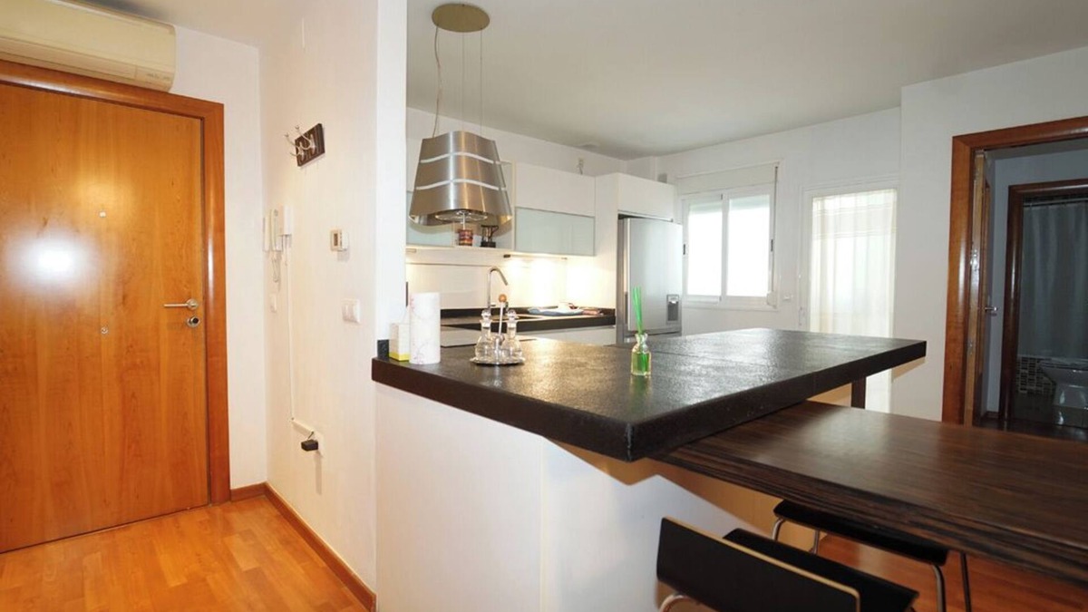 Plaza de Toros-Doctores-San Lazaro Apartment | Granada Salvador - Two Bedroom Apartment, Sleeps 4