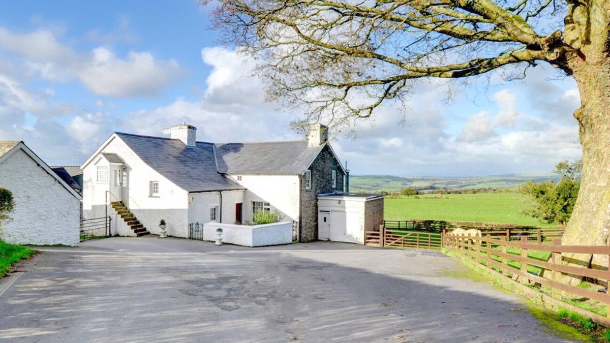 Llanilar House | Granar y Garth - Two Bedroom House, Sleeps 4