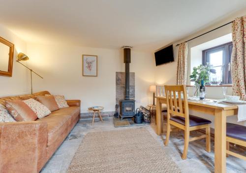 Scurlage House | Granary Cottage
