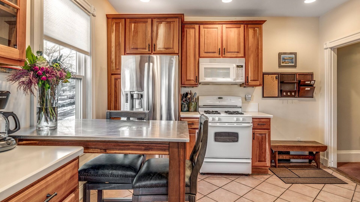 Newton Corner House | Grand 10 Room Home Near Boston Sleeps 9 with free parking