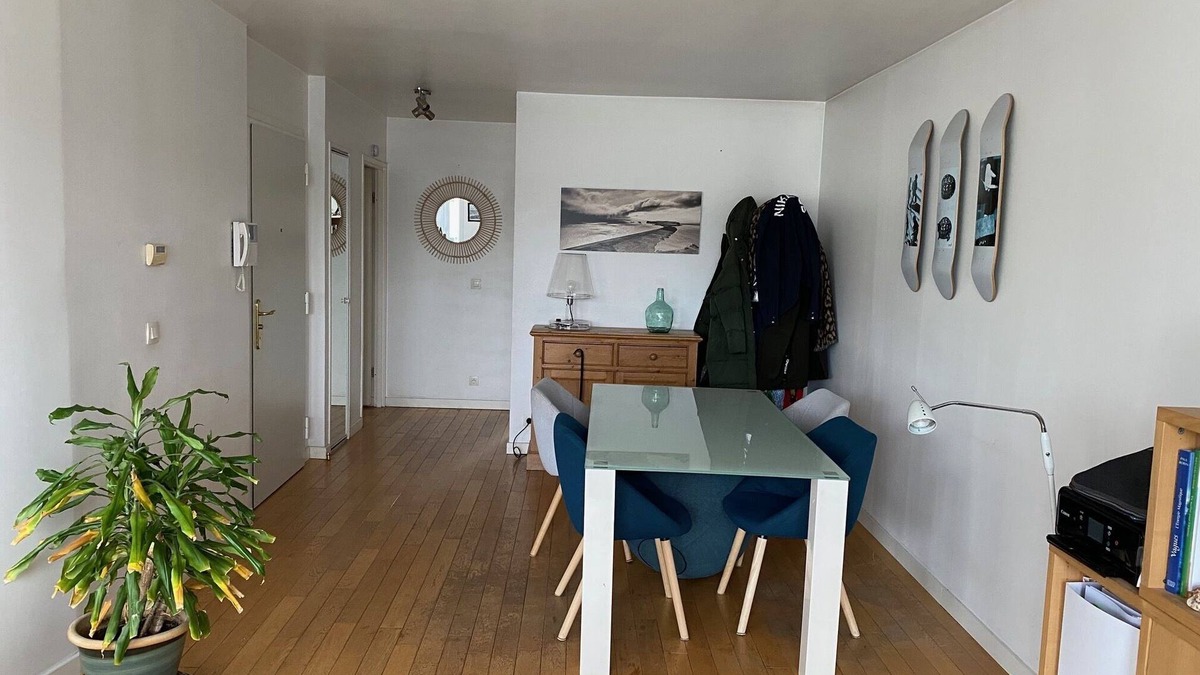 Poissy Apartment | Grand 3 Pieces au 4eme et Dernier Étage Avec Terrasse Plein Sud Proche Gare