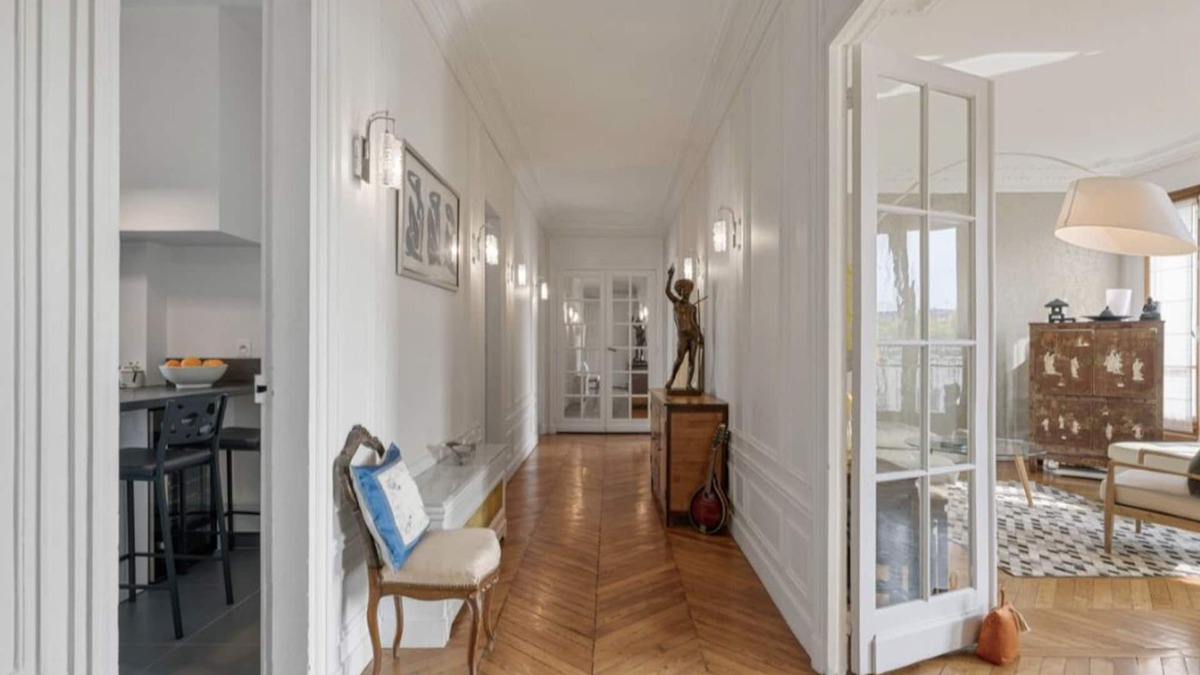 14th Arrondissement Apartment | Grand 5 Pièces Haussmannien