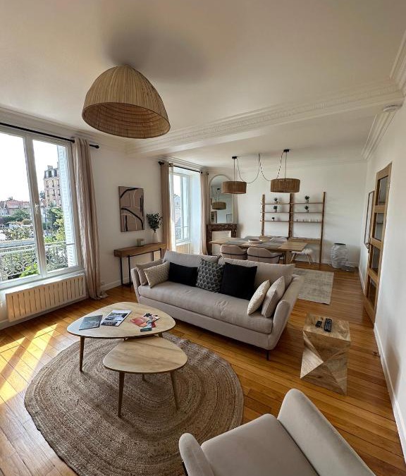Enghien-les-Bains Apartment | Grand Appart 2 pièces Enghien-les-Bains