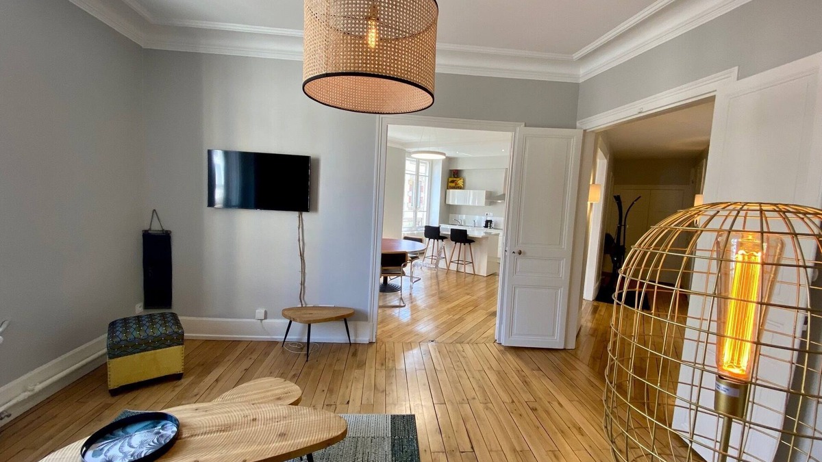 Moulins Apartment | Grand Appartement DE Caractere A Moulins