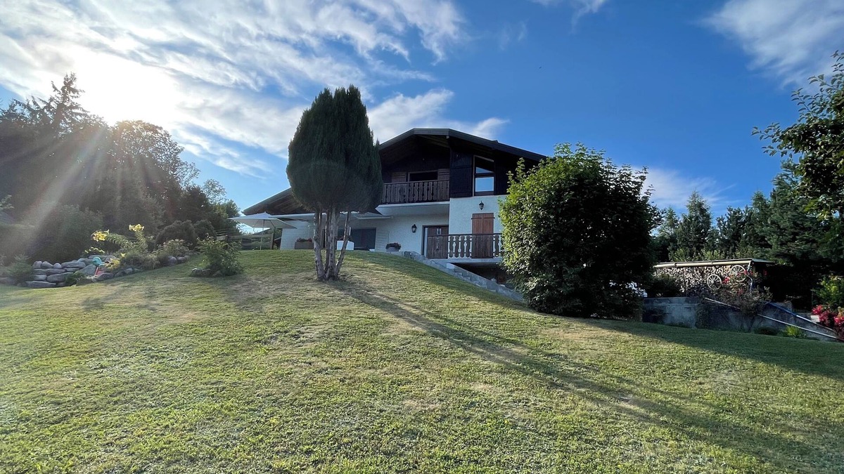 Habere-Lullin Apartment | Grand Appartement, vue Dégagée sur la Vallée Verte