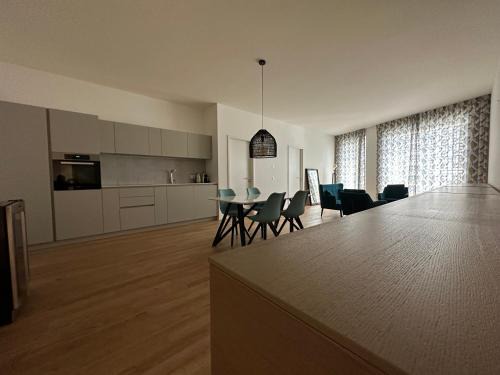 Veytaux Apartment | Grand Appartement Lumineux - STELLA Loft - À deux pas du Lac Léman