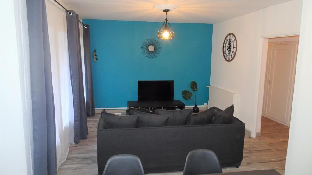 Montlucon Apartment | Grand appartement T3/T4 proche des berges du Cher
