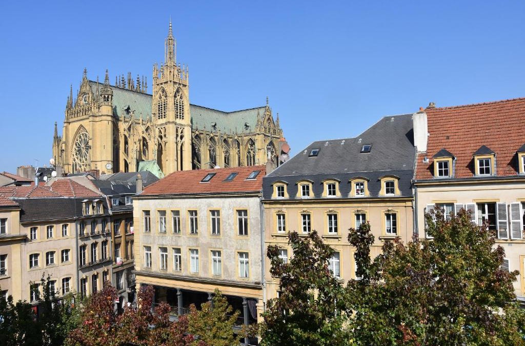 Metz-Centre – Ancienne Ville Apartment | Grand Appartement Vue Cathédrale