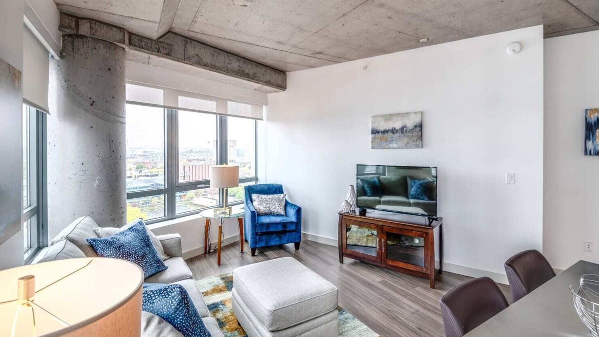MIT Apartment | Grand Apt with Amenities