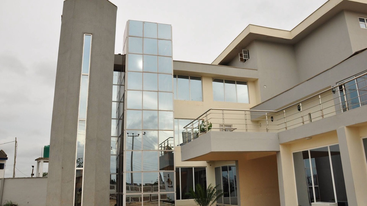 Ota Hotel | Grand Bank Link Hotel