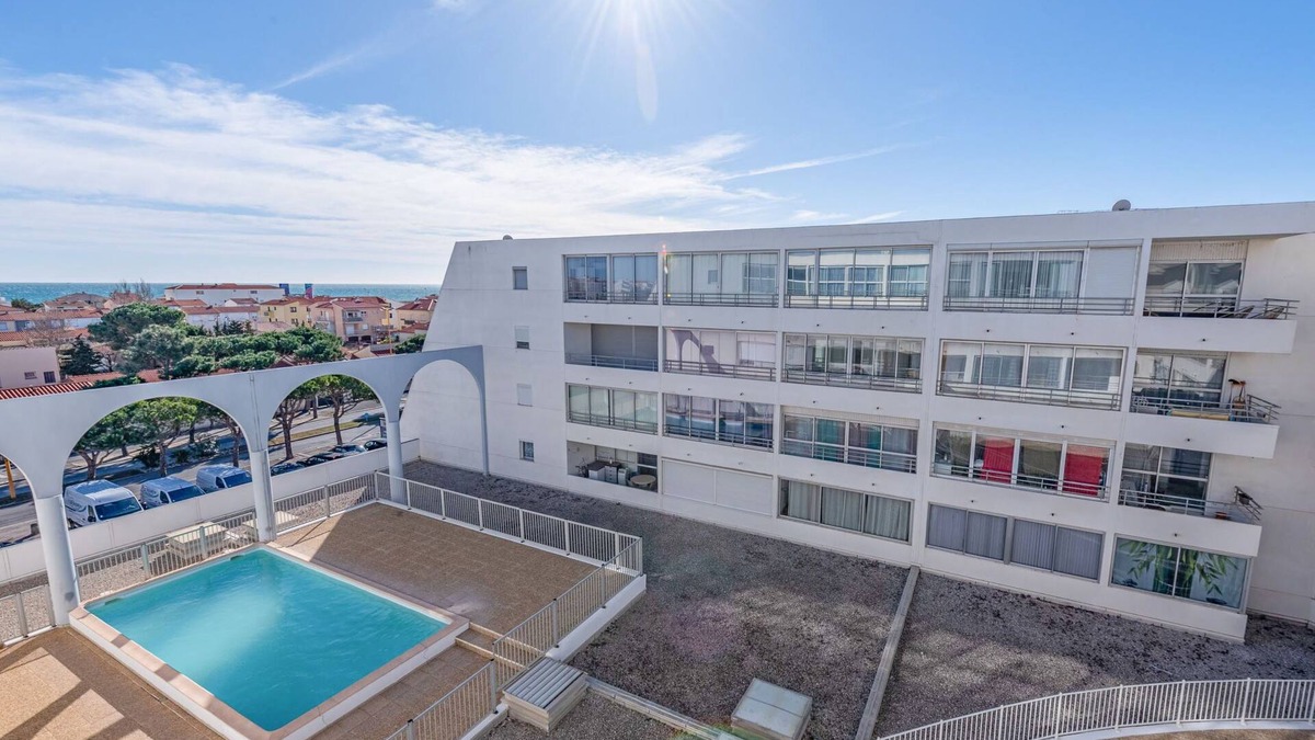 Le Barcares Apartment | Grand Bleu by Interhome