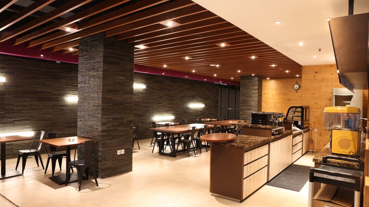 Klojen Hotel | Grand Citihub Hotel @kajoetangan
