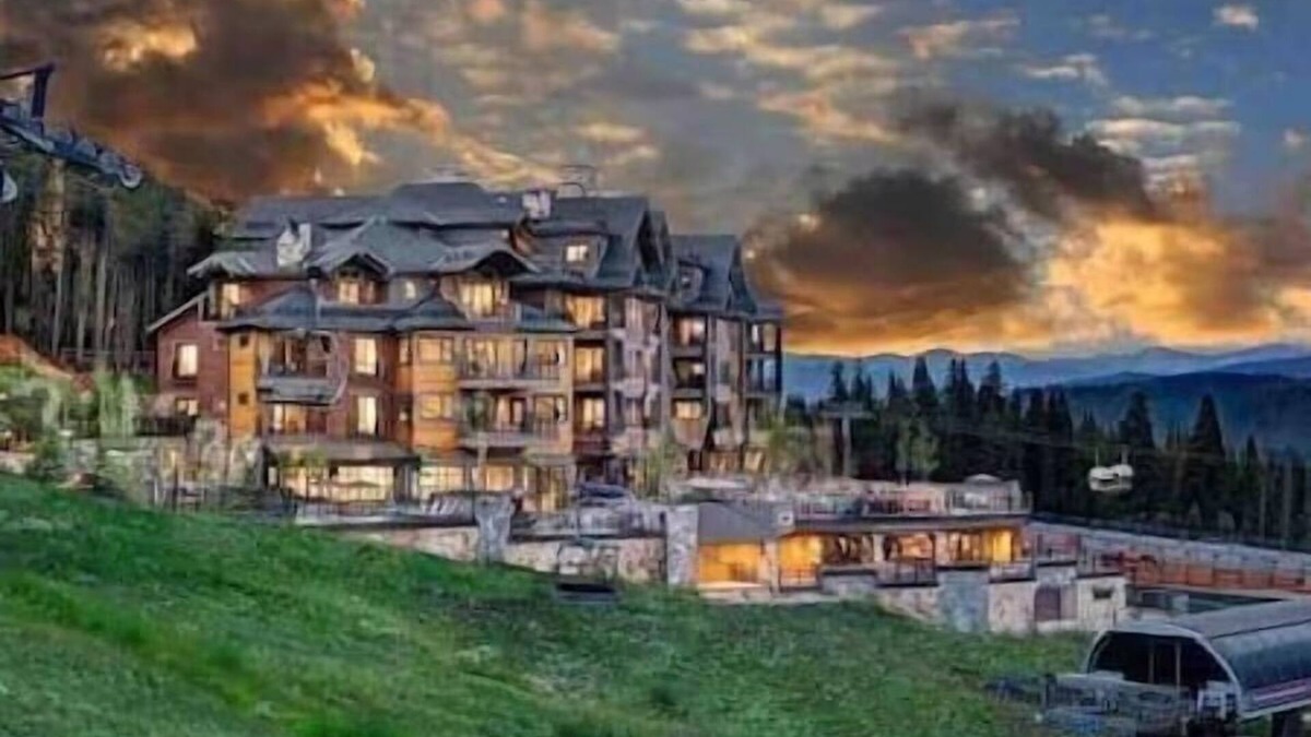 Peak 8 Resort | Grand Colorado on Peak 8, 1BD/2BATH Colorado, SKI IN/OUTn