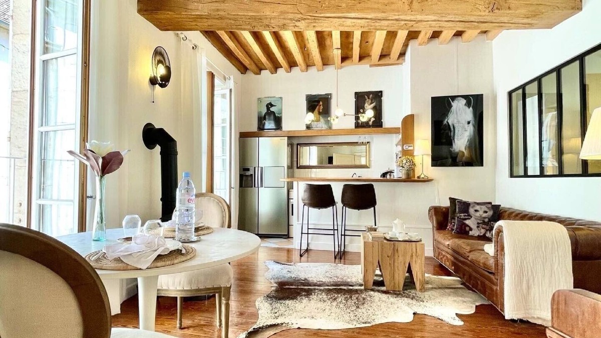 Beaune City Centre Apartment | Grand Cru apartment designed by Stay in Beaune is a Fairy Tale space
