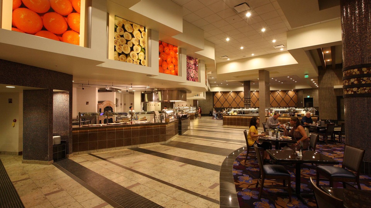 Larchwood Hotel | Grand Falls Casino & Golf Resort