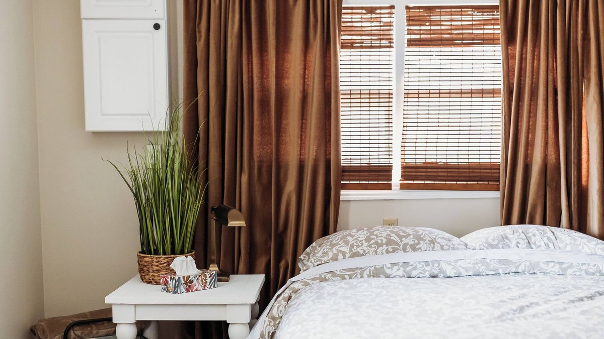 Grand Forks Cottage | Grand Forks Guest House, Private & Close to Town