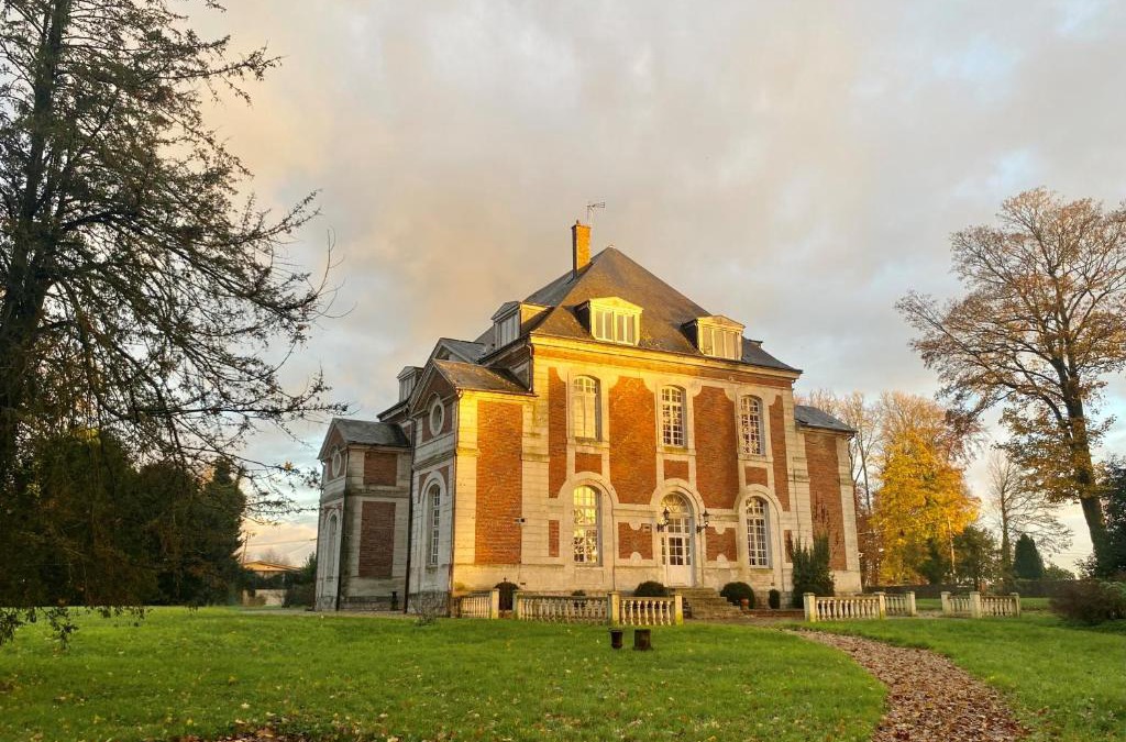 Beuzevillette Villa | Grand gîte pour 28 personnes dans un château en Normandie
