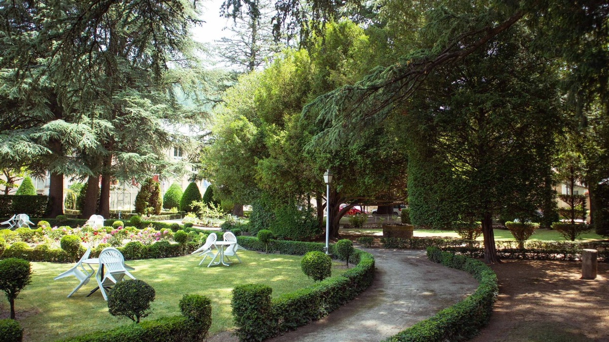 Florac Hotel | Grand Hôtel du Parc