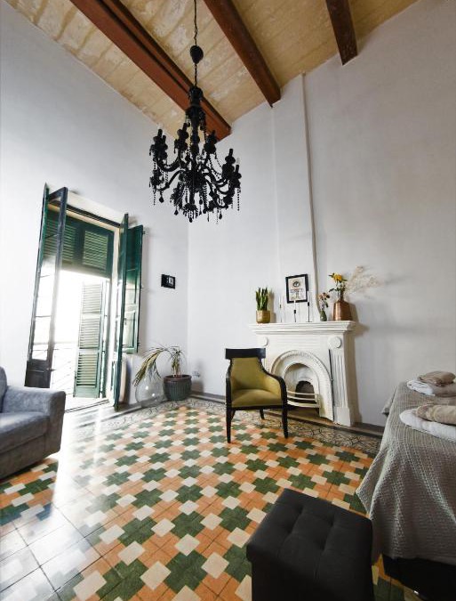 Floriana Villa | Grand House of Character Valletta