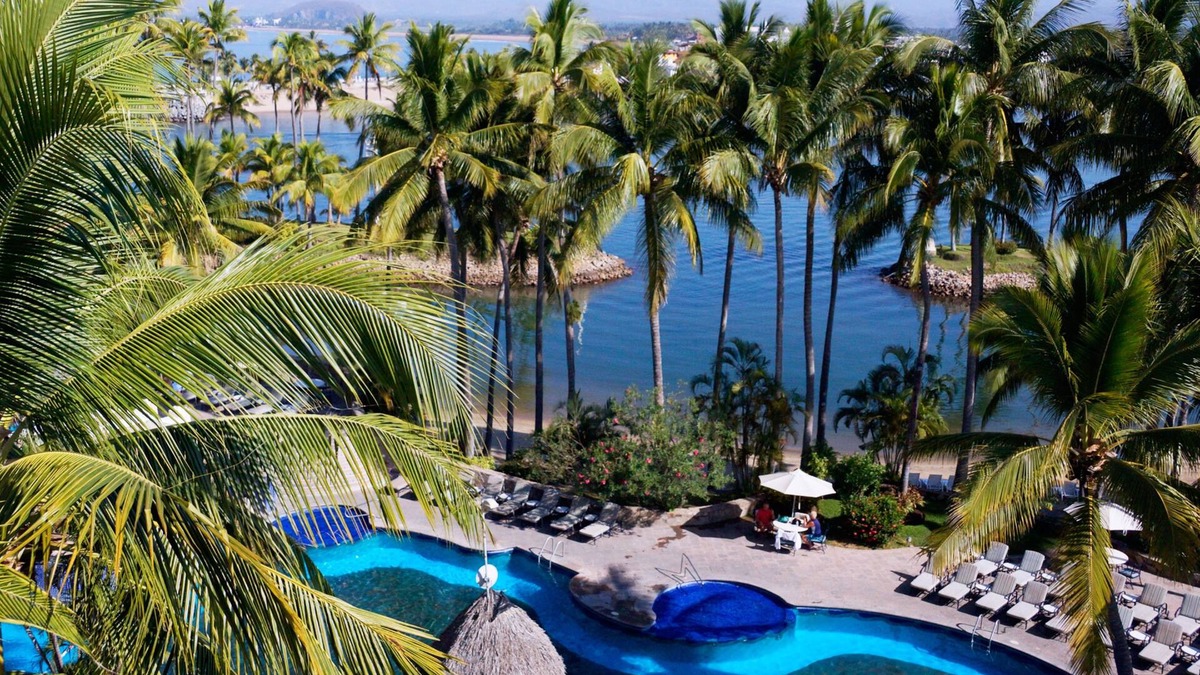 Isla Navidad Resort | Grand Isla Navidad Golf & Spa Resort with Marina