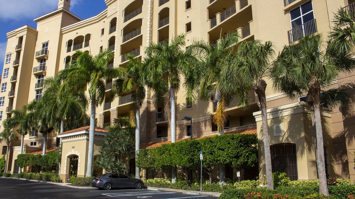 Burnt Store Marina Condo | GRAND ISLES III, 5th Floor Condo w/an AMAZING SUNSET VIEW in a Tropical Setting