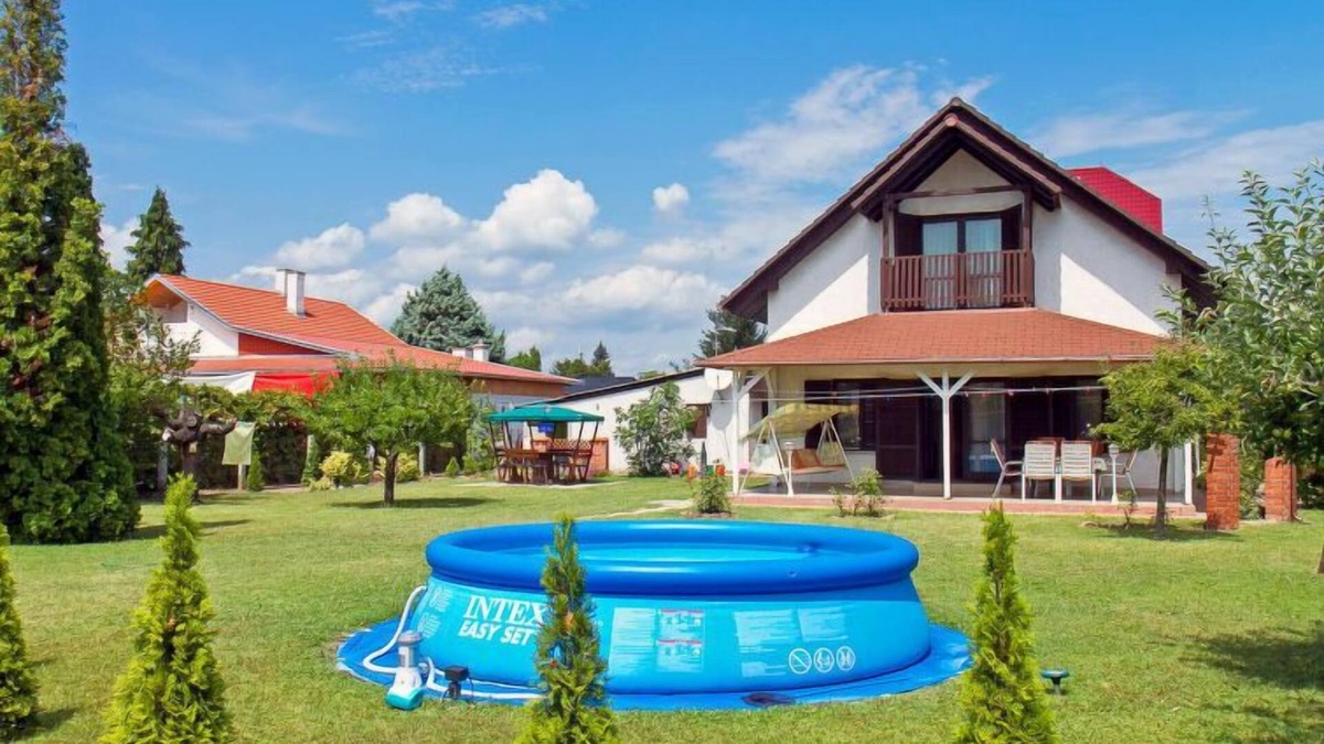 Balatonkeresztur House | Grand Jardin by Interhome