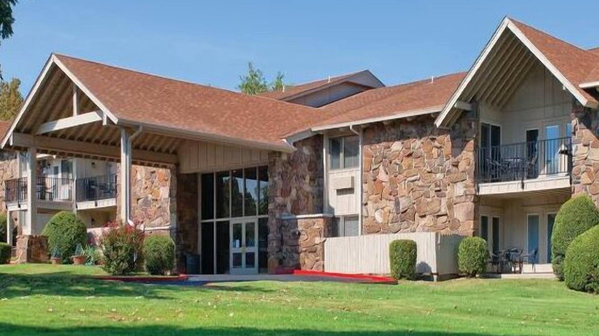 Afton Resort | Grand Lake Resort 1bdr