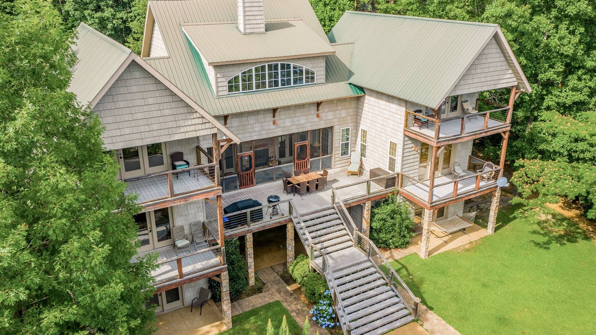 Arley House | Grand Lodge: 7 BR, 4.5 BA in Arley, Sleeps 20